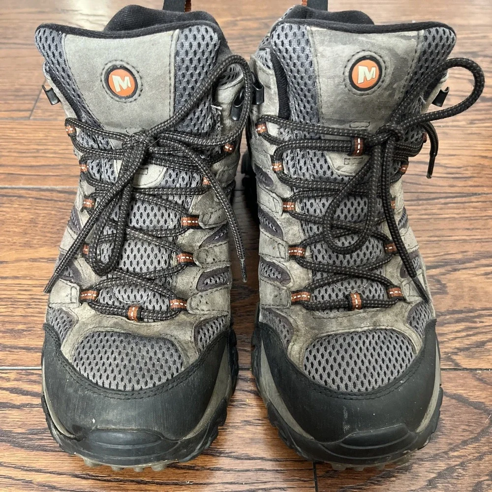 Merrell Hiking Boots Mens Size 8.5 W Gray Moab 2 Mid Vent Vibram Lace Up J06053W